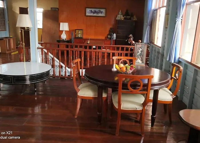 Fit 24 Hr. Guest house Bangkok